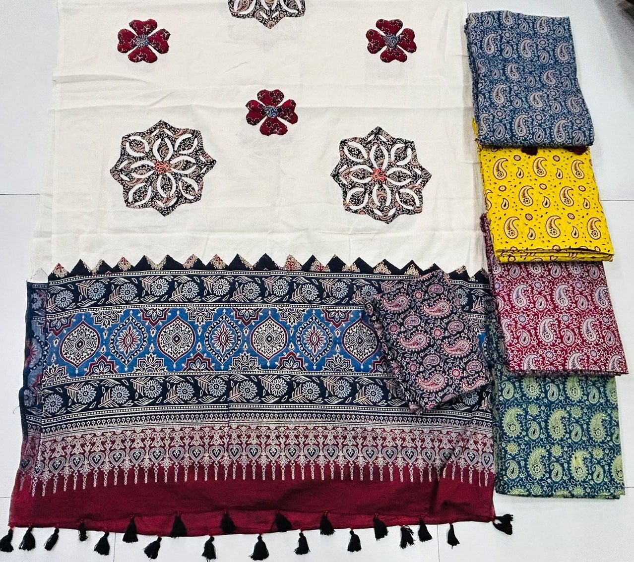 Jaipuri Cotton Hand Block Applique Work Unstitched Suit